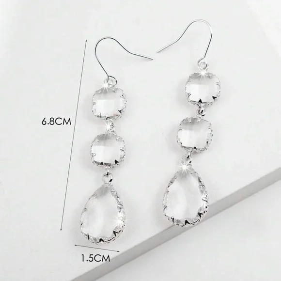 Luxe Rhinestone Drop Earrings - Picture 5 of 6